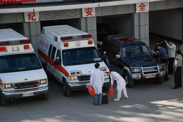 都兰县救护车转院